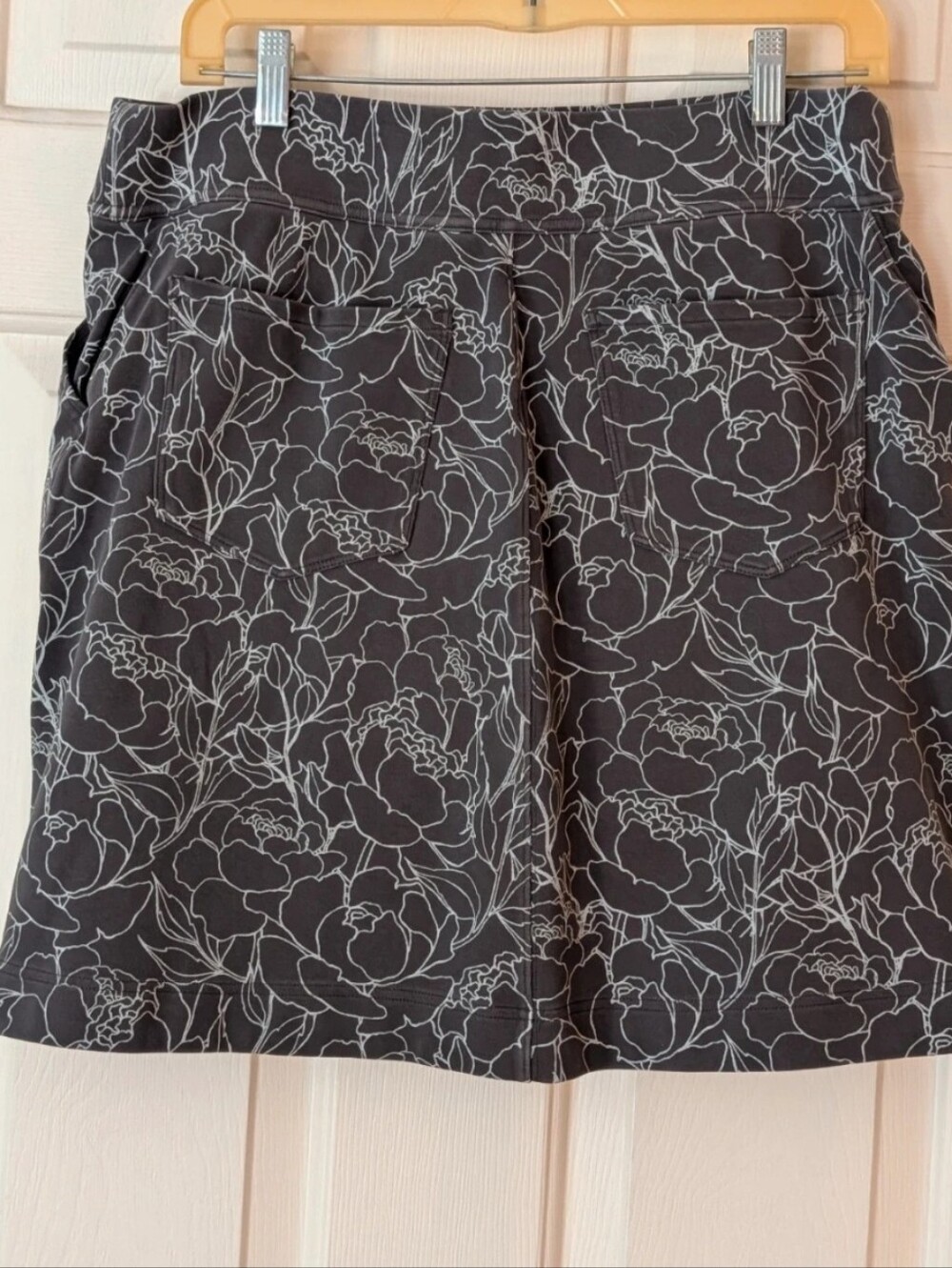 Skort Duluth Women's Black Floral A-Line Skort